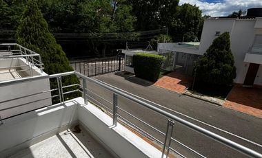 casa en arriendo en la floresta. Cod A3491