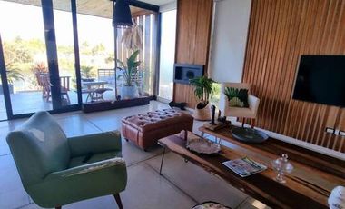 Casa al agua, en puertos. Barrio Muelles