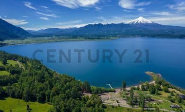 EXCLUSIVA CASA  4D 4B EN PARCELA, VISTA AL LAGO Y VOLCAN