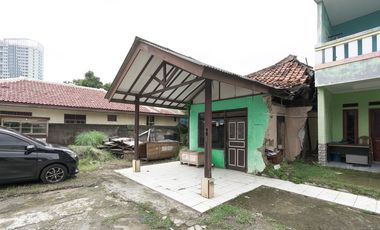 Rumah LT 258 SHM 6 Menit ke AEON Mall Tanjung Barat Siap KPR J-40229