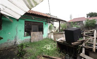 Rumah LT 258 SHM 6 Menit ke AEON Mall Tanjung Barat Siap KPR J-40229