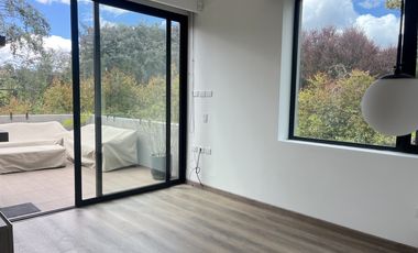 casa en arriendo en la calera. Cod A121133010