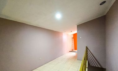Rumah Strategis 11 Menit ke Gerbang Tol Andara Siap KPR J-47474
