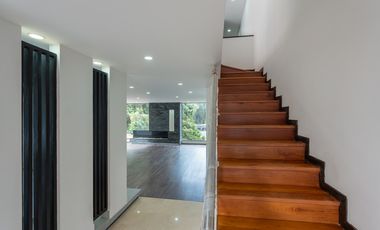 casa en arriendo/venta en bosque de pinos-usaquén. Cod A1088053