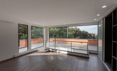 casa en arriendo/venta en bosque de pinos-usaquén. Cod A1088053