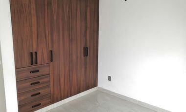 Departamento en Planta Baja en Fracc. Virginia de 3 Recamaras. Equipado