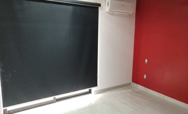 Departamento en Planta Baja en Fracc. Virginia de 3 Recamaras. Equipado