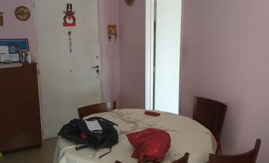 Venta Depto. 2 amb c/ balcón