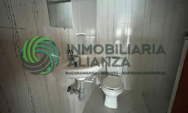 local en arriendo en cabecera del llano. Cod A16205