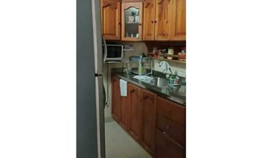 VENTA DE APARTAMENTO DE DOS PISOS EN EL CENTRO- MONTERIA