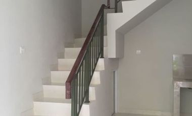 Dijual Rumah Lavon Bsd City Tangerang Cantik, Minimalis, Murah