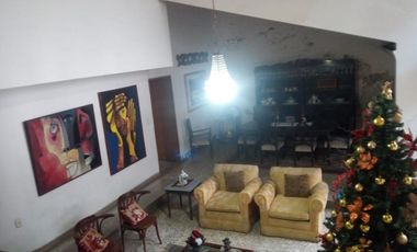 casa en venta en barrio blanco. Cod V12241