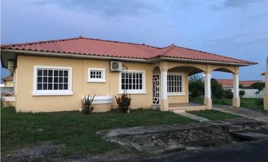 ALQUILO CASA COCLÉ