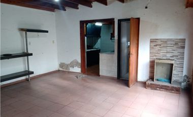 Casa en barrio Florencio Sánchez