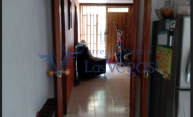 casa en venta en maria auxiliadora. Cod V300593