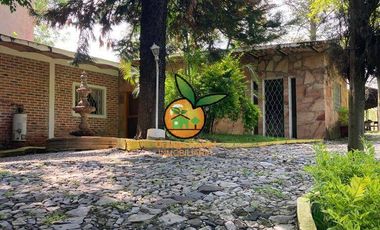 TERRENO EN VENTA CON DISTINTOS USOS DE SUELO, POR EL AEROPUERTO. TLAJ.  PROPIEDA