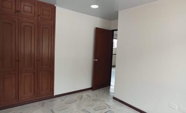 apartamento en arriendo en granada. Cod A65904