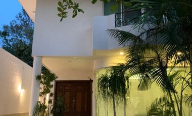 CASA EN VENTA CON RÍO EN EL ESTERO RIVIERA VERACRUZANA | ARLETTE FLORES