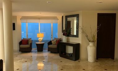 CASA EN VENTA CON RÍO EN EL ESTERO RIVIERA VERACRUZANA | ARLETTE FLORES