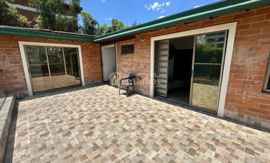 casa en venta en aves maria. Cod V776366