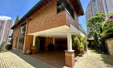 casa en venta en aves maria. Cod V776366