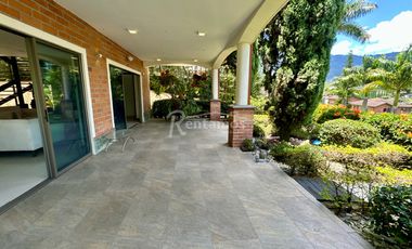casa en venta en aves maria. Cod V776366