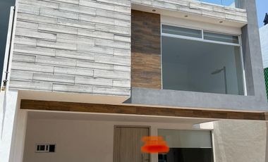 CASA EN RENTA  EN LOMAS DE ANGELOPOLIS PUEBLA