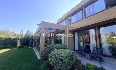 Los Bravos Casa arriendo 5D4B piscina jardín Craighouse