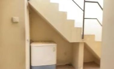 Disewakan Rumah Bangunan 1,5 Lantai di Taman Puspa Raya