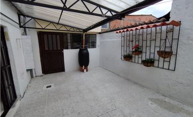 VENTA CASA BARRIO OBRERO CHINCHIN | CASA BARATA EN VENTA