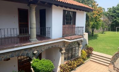 Casa en Fraccionamiento en Brisas Temixco - CAEN-Ve-732-Fr