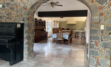 Casa en Fraccionamiento en Brisas Temixco - CAEN-Ve-732-Fr