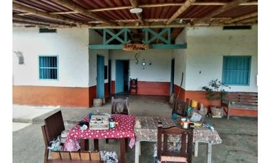 Venta finca / Lote 9,5 cuadras Santa Barbara suroeste antioqueño