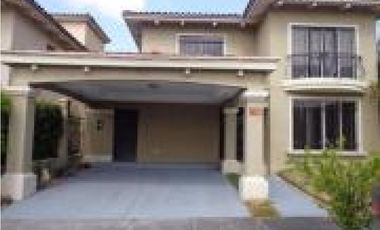 CASA 4RC 296M2 PASEO DORADO EN CONDADO DE REY