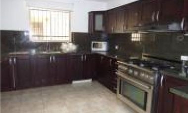 CASA 4RC 296M2 PASEO DORADO EN CONDADO DE REY