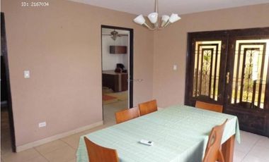 CASA 4RC 296M2 PASEO DORADO EN CONDADO DE REY