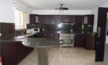 CASA 4RC 296M2 PASEO DORADO EN CONDADO DE REY