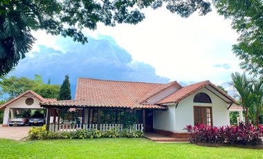 casa campestre en venta en alfaguara. Cod V4940