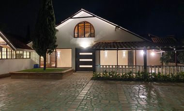 casa campestre en venta en alfaguara. Cod V4940