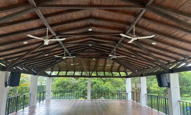 casa campestre en venta en alfaguara. Cod V4940