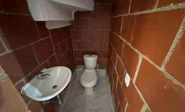 casa en arriendo en nuevo horizonte. Cod A111473