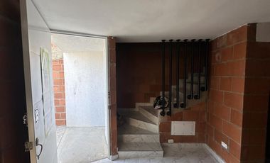 casa en arriendo en nuevo horizonte. Cod A111473