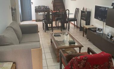Duplex 4 Ambientes con Patio. Parrilla y Garaje.