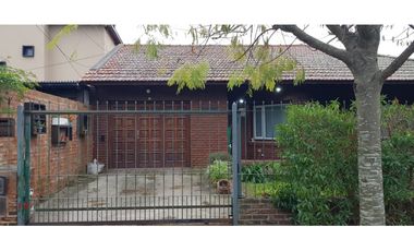 Chalet 4 Amb c/Gge quincho y parque