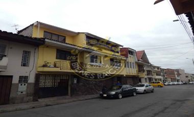 Casa de venta en Centro de la Ciudad de Cuenca – código:11968