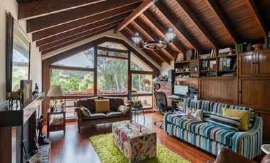 casa en venta en la calera. Cod V10488