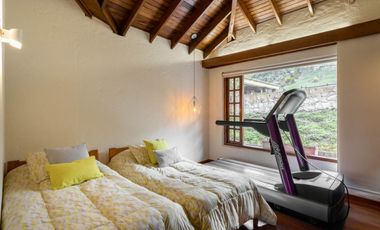 casa en venta en la calera. Cod V10488