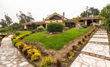 casa en venta en la calera. Cod V10488