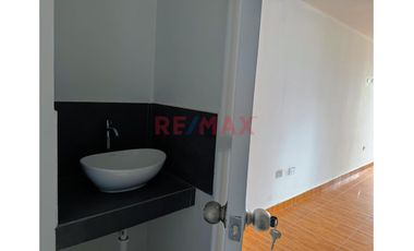 🏡 Vive Frente Al Parque En La Perla: Moderno Dúplex En Torre Prado ✨