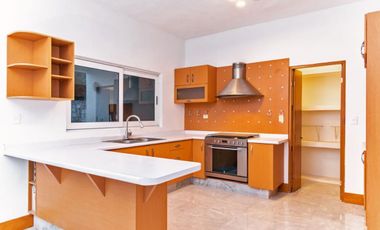 CASA VENTA JARDINES DE LA ESTANZUELA